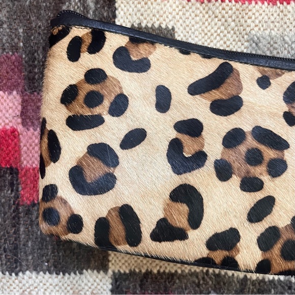 π·οΈππ totw β’ leopard print black leather calf skin wristlet - Picture 3 of 9